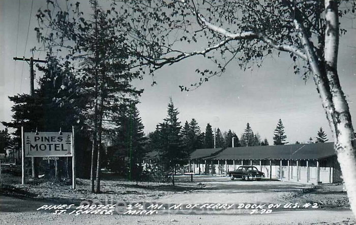The Pines Motel - Old Postcard